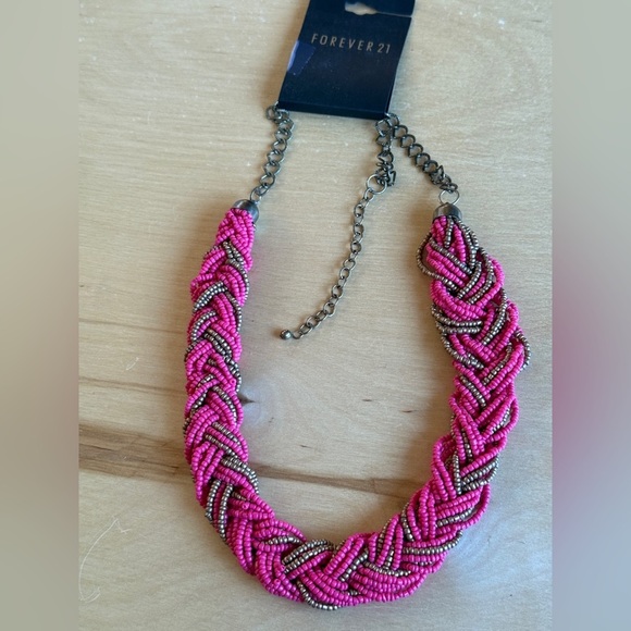 Forever 21 Vibrant Pink and Gold Braided Necklace 🌟 - Picture 2 of 4